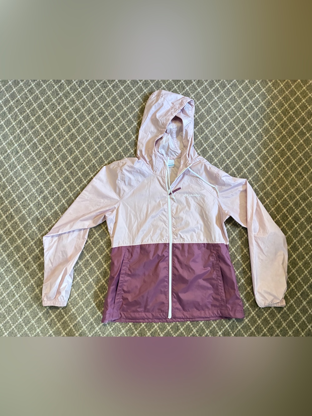 Women’s Columbia Light Pink and Plum Colorblock Hooded Windbreaker